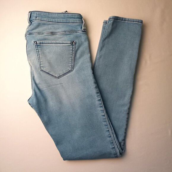 Abercrombie & Fitch Denim Jeans Size 4/27 Low Rise Skinny Leg Light Wash - Picture 1 of 10